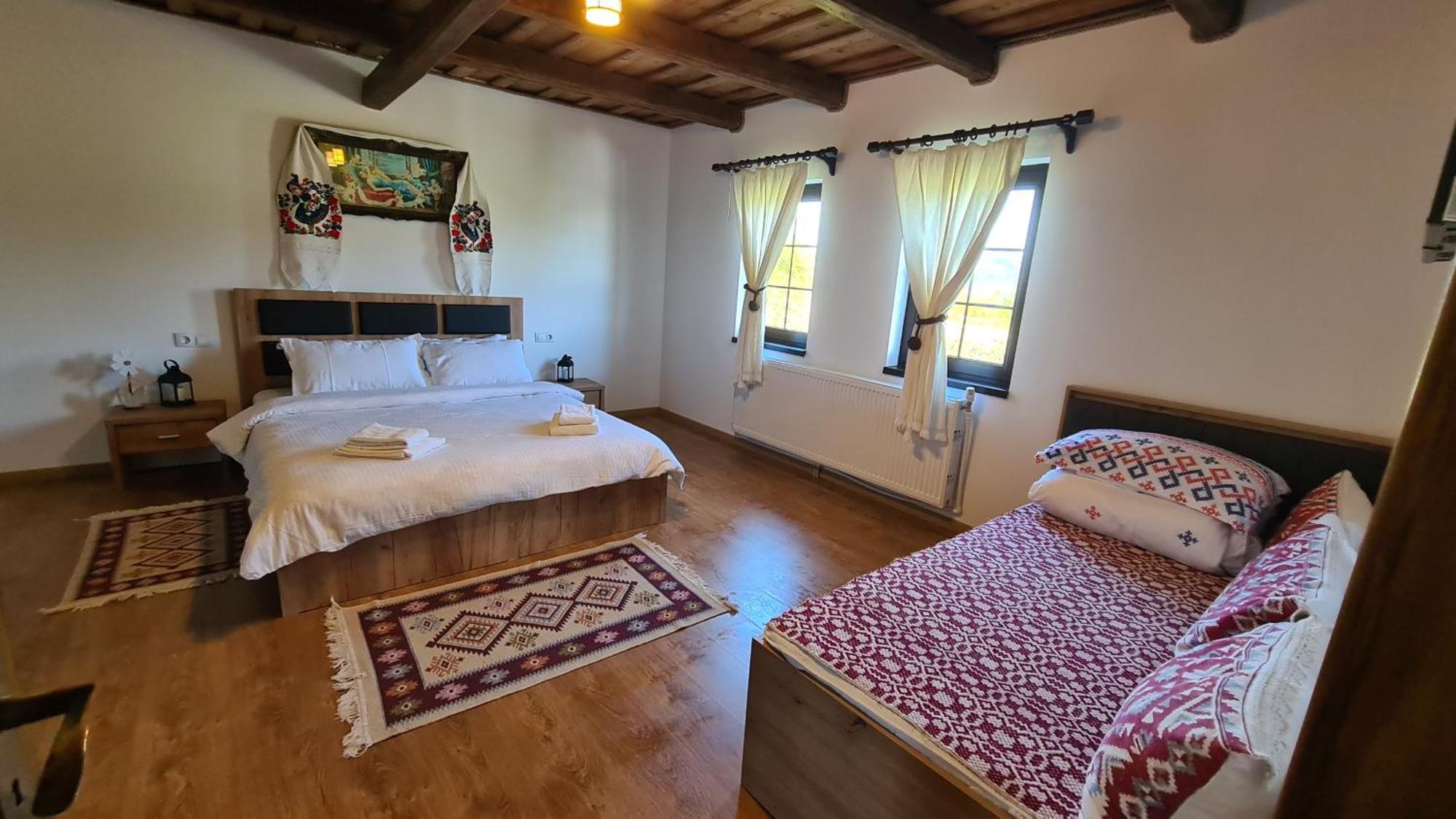 Вілла Casa Bunicilor Din Oncesti Екстер'єр фото